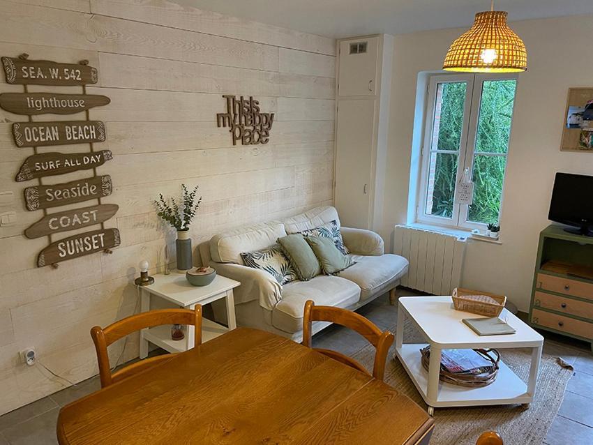 Les Galets, Maison Avec Terrasse Етрета Екстериор снимка